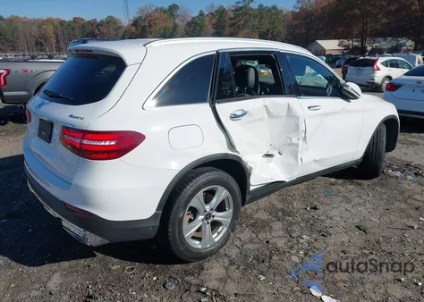 2018 Mercedes-Benz Glc 300 4Matic z USA, uszkodzony, nr VIN WDC0G4KB9JV017637